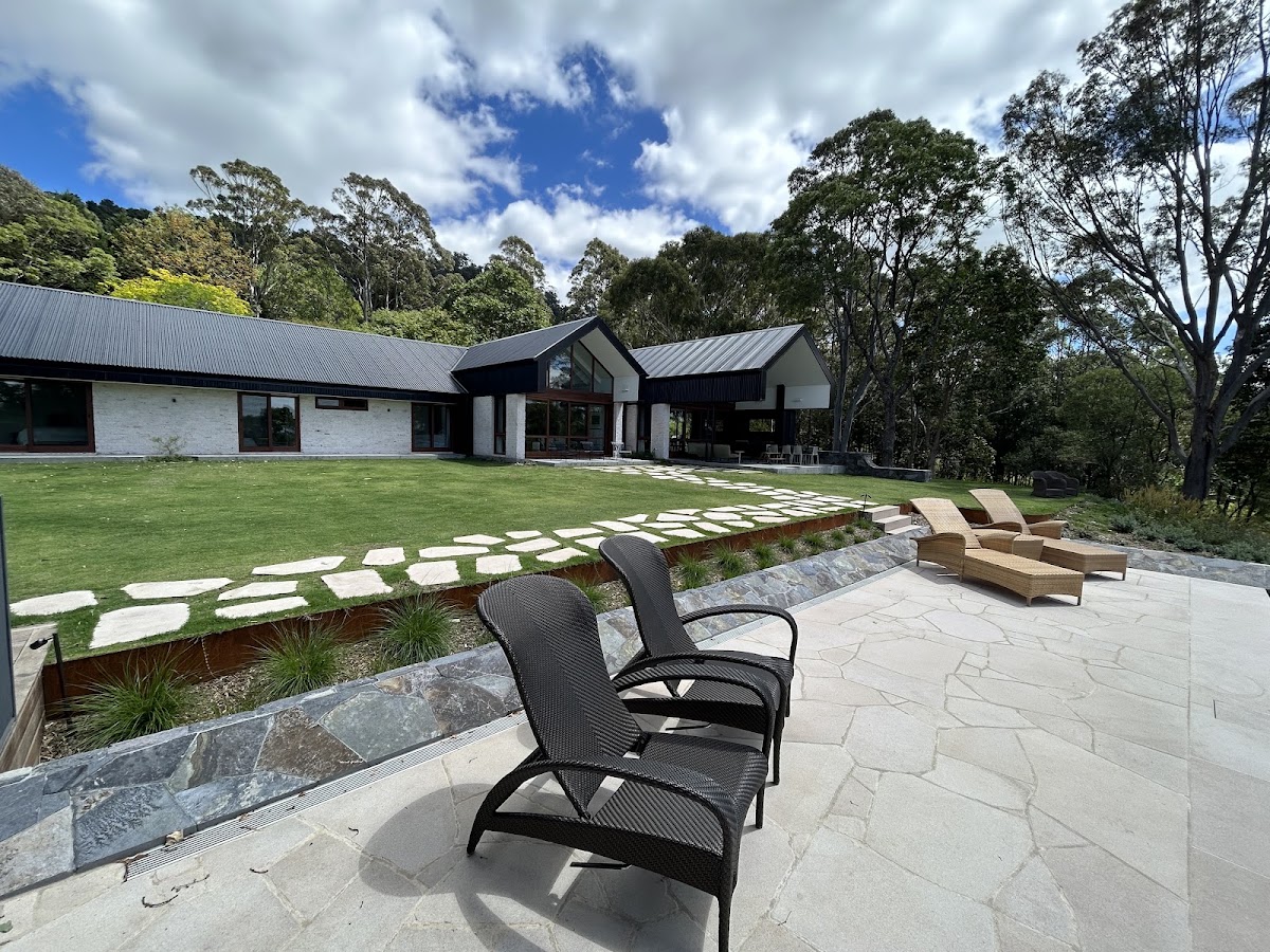 Formed Gardens: Redesigns rooted in years of relationships